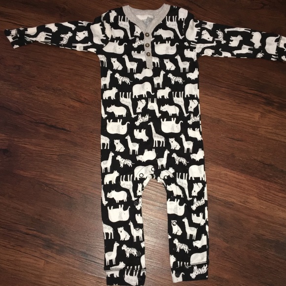 Carters Set - Picture 4 of 6